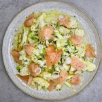 Räucherlachs auf Birnen-Fenchel-Salat