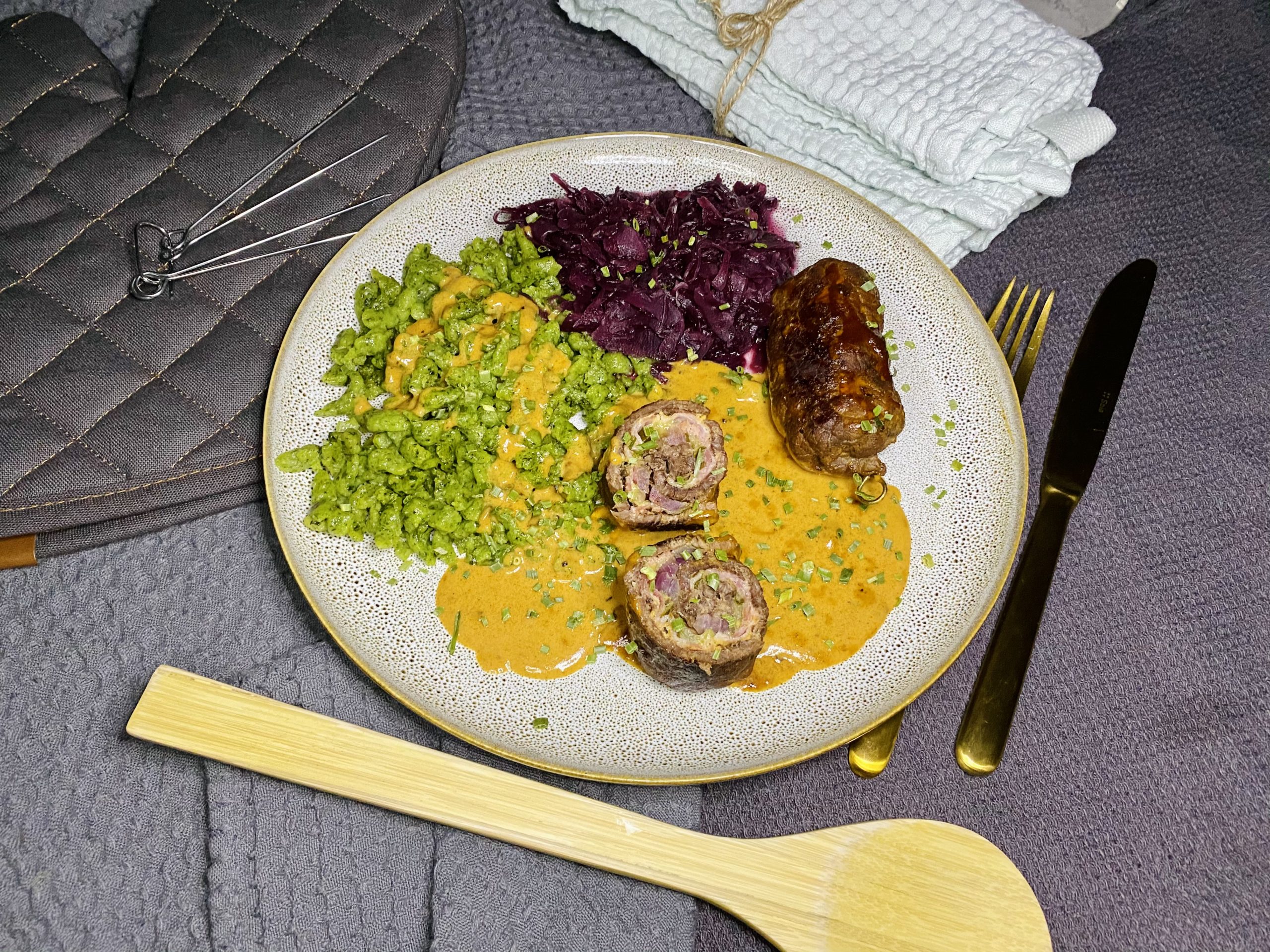 Rouladen mit Spinat-Spätzle » MICHAELS-FOOD-BOOK