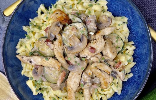 Hähnchengeschnetzeltes mit Spätzle